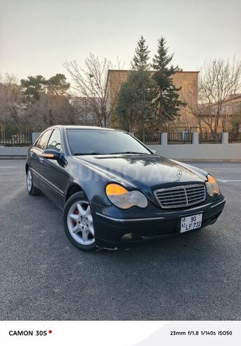 Mercedes C 240 2001, 320,000 km - 2.6 л - Sumqayıt