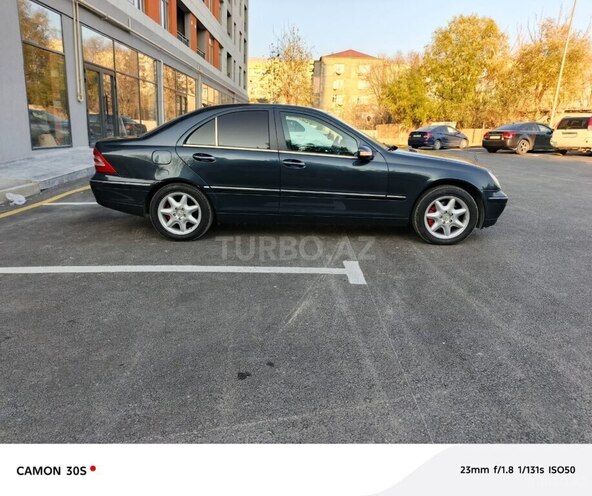Mercedes C 240 2001, 320,000 km - 2.6 л - Sumqayıt