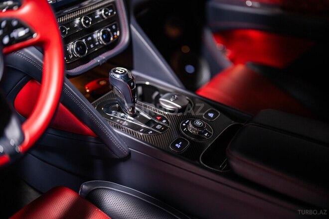 Bentley Bentayga 2022, 26,000 km - 4.0 l - Bakı