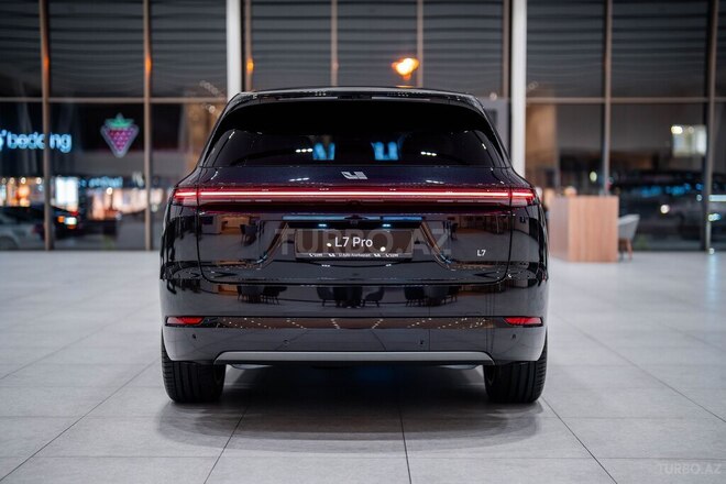 Li Auto L7-5