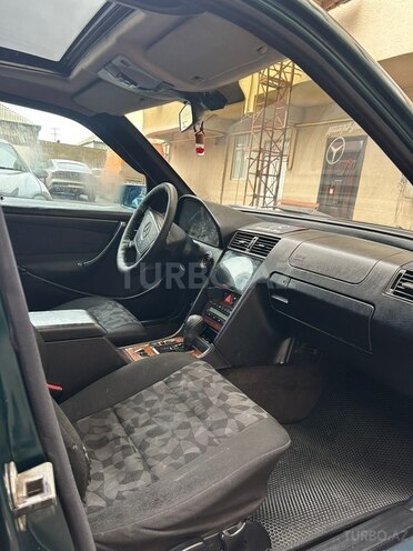 Mercedes C 240 1998, 286,000 km - 2.4 l - Bakı