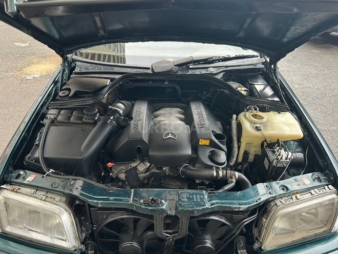 Mercedes C 240 1998, 286,000 km - 2.4 l - Bakı