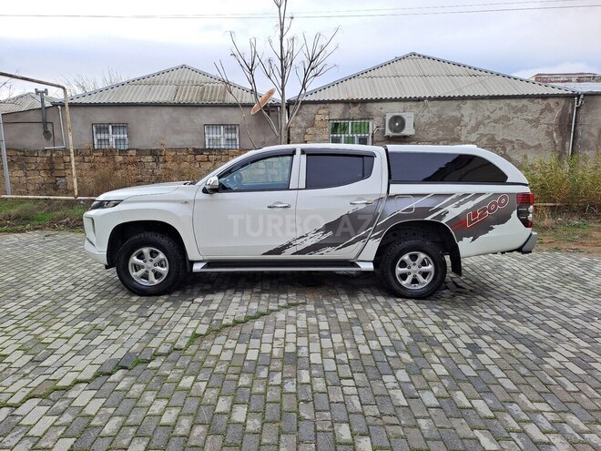 Mitsubishi L200 2021, 61,000 km - 2.4 л - Xırdalan