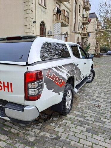 Mitsubishi L200 2021, 61,000 km - 2.4 л - Xırdalan