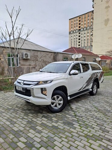 Mitsubishi L200 2021, 61,000 km - 2.4 л - Xırdalan