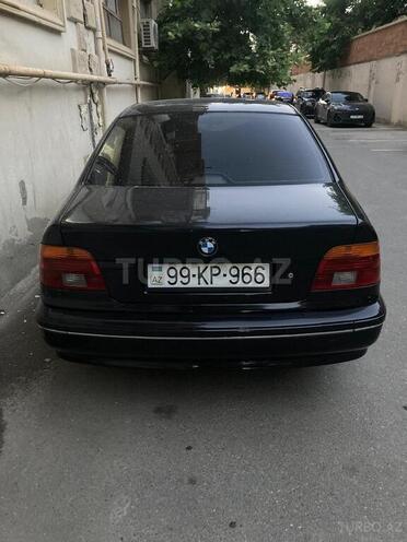 BMW 535 2002, 327,000 km - 3.5 l - Xırdalan