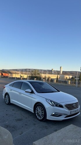 Hyundai Sonata-6