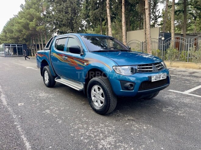Mitsubishi L200 2012, 220,000 km - 2.5 l - Xırdalan