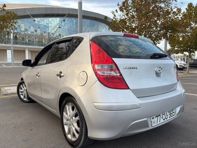 Hyundai i30-8