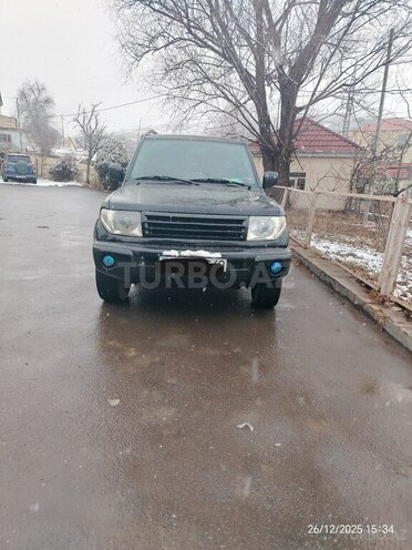 Mitsubishi Pajero io 1999, 335,000 km - 1.8 l - Gədəbəy