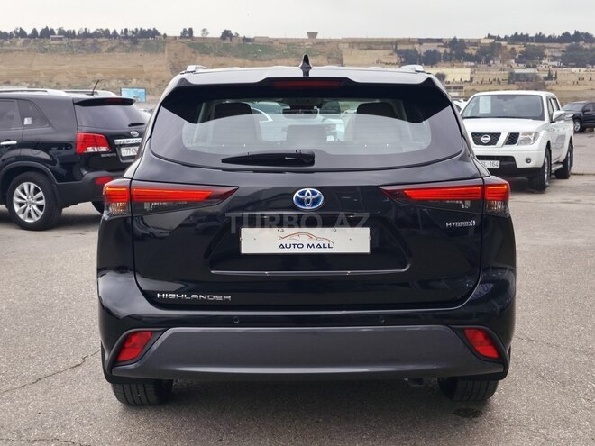 Toyota Highlander-2