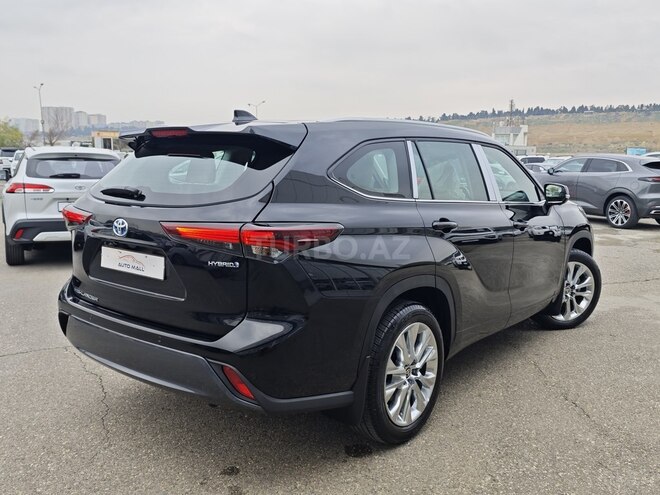 Toyota Highlander-5