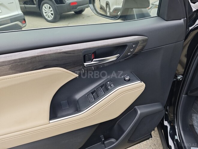 Toyota Highlander-19