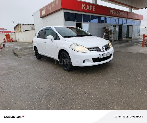 Nissan Tiida 2011, 118,000 km - 1.5 l - Bakı