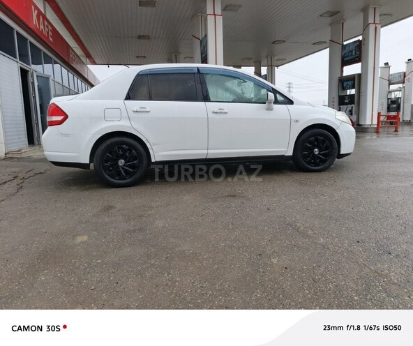 Nissan Tiida 2011, 118,000 km - 1.5 l - Bakı