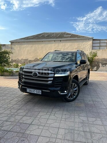 Toyota Land Cruiser-7
