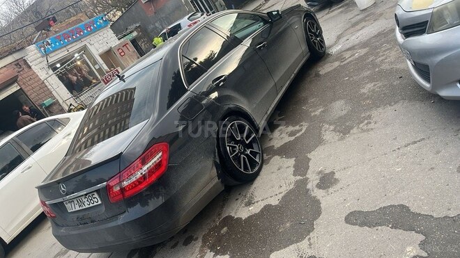 Mercedes E 220 2010, 375,000 km - 2.1 l - Bakı