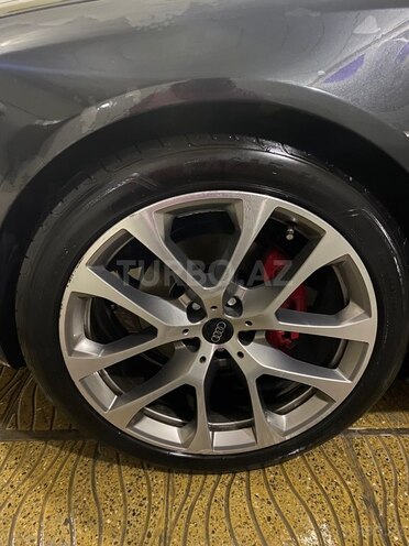 Audi A8 2004, 298,000 km - 3.0 l - Bakı