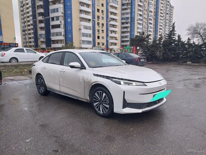 Changan Qiyuan A05 2025, 41,234 km - 1.5 л - Bakı