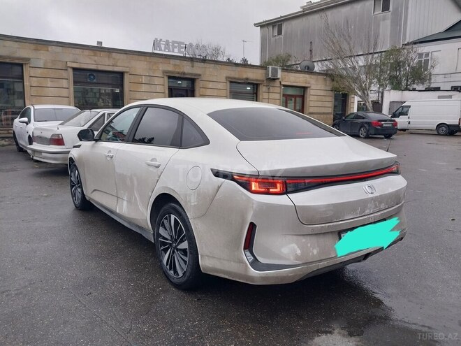 Changan Qiyuan A05 2025, 41,234 km - 1.5 л - Bakı