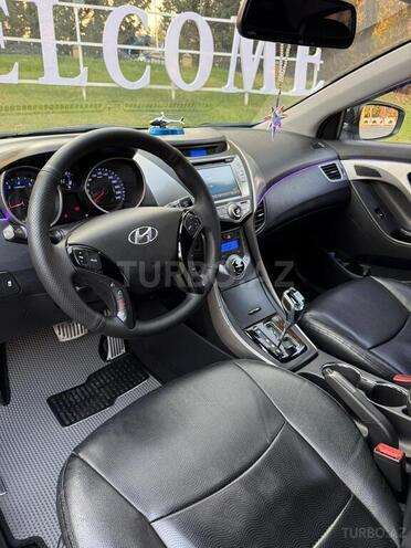 Hyundai Elantra 2013, 97,000 km - 1.6 л - Mingəçevir
