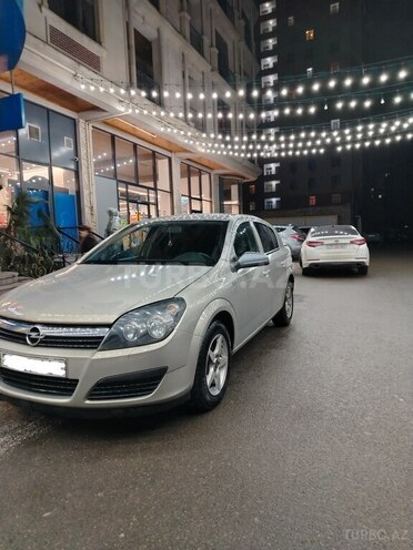 Opel Astra 2005, 244,000 km - 1.4 l - Bakı