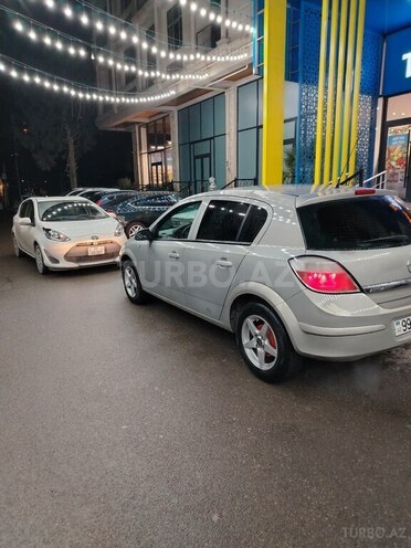 Opel Astra 2005, 244,000 km - 1.4 l - Bakı