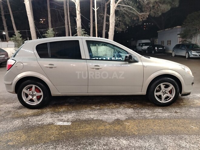 Opel Astra 2005, 244,000 km - 1.4 l - Bakı