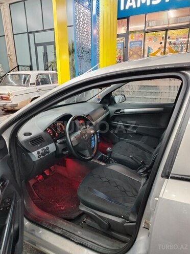 Opel Astra 2005, 244,000 km - 1.4 l - Bakı