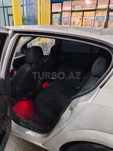 Opel Astra 2005, 244,000 km - 1.4 l - Bakı