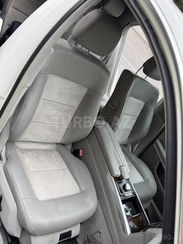 Mercedes E 250 2012, 237,599 km - 1.8 l - Bakı