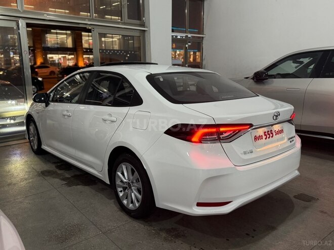 Toyota Corolla-4