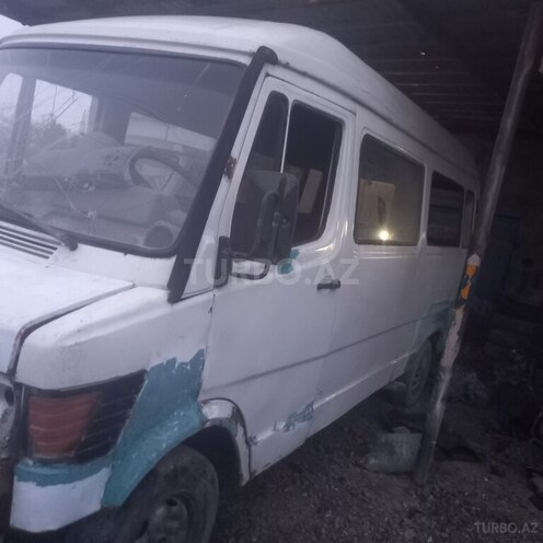 Mercedes 208 D 1994, 408,520 km - 2.3 l - Mingəçevir