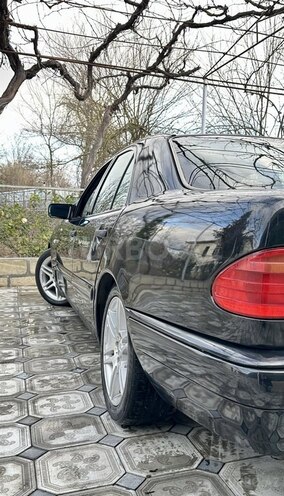 Mercedes E 200 1997, 500,000 km - 2.0 l - Kürdəmir