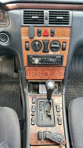Mercedes E 200 1997, 500,000 km - 2.0 l - Kürdəmir