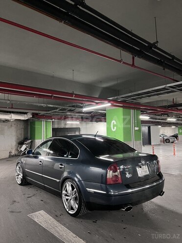 Volkswagen Passat 2001, 293,195 km - 1.8 l - Bakı