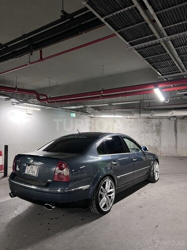 Volkswagen Passat 2001, 293,195 km - 1.8 l - Bakı