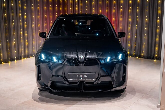 BMW iX-2