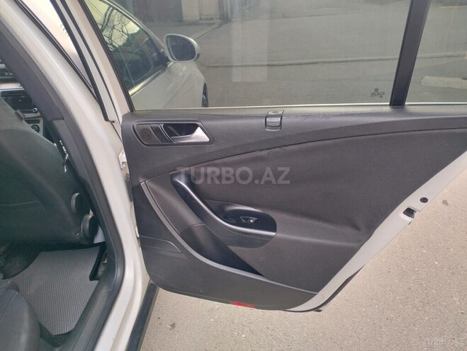 Volkswagen Passat 2008, 242,000 km - 1.8 л - Bakı