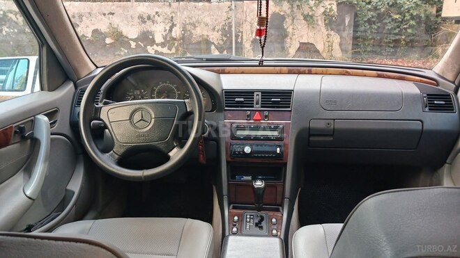 Mercedes C 230 1998, 287,400 km - 2.3 l - Zaqatala