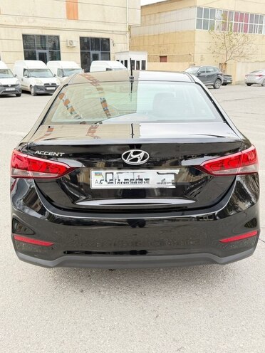 Hyundai Accent 2020, 19,200 km - 1.6 l - Bakı