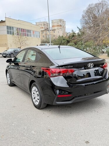 Hyundai Accent 2020, 19,200 km - 1.6 l - Bakı