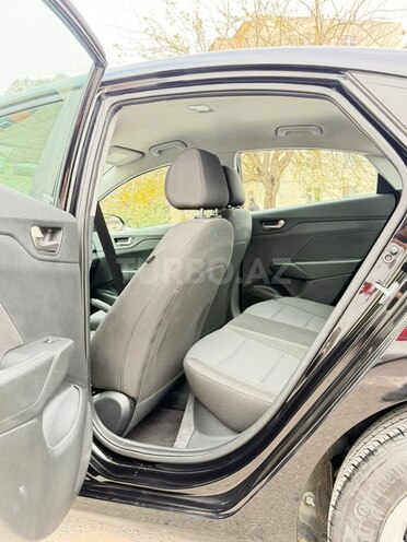 Hyundai Accent 2020, 19,200 km - 1.6 l - Bakı