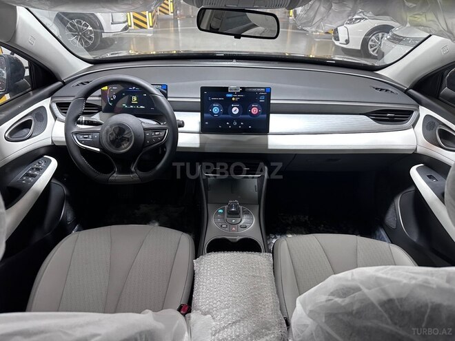 BYD Seal 05-12