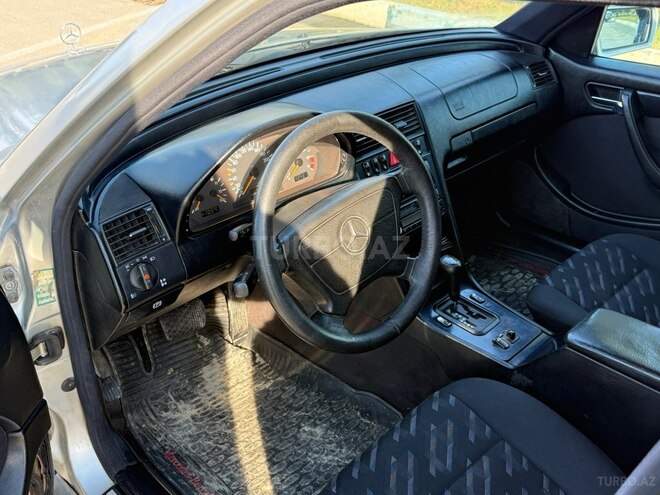 Mercedes C 240 1998, 380,233 km - 2.4 л - Sumqayıt