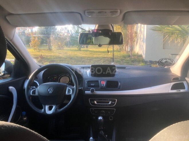 Renault Megane 2009, 299,950 km - 1.5 l - Naftalan