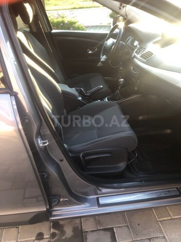 Renault Megane 2009, 299,950 km - 1.5 l - Naftalan