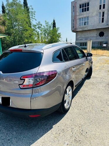 Renault Megane 2009, 299,950 km - 1.5 l - Naftalan