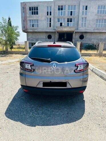 Renault Megane 2009, 299,950 km - 1.5 l - Naftalan