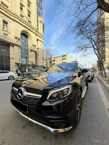Mercedes GLC 250 4MATIC Coupe 2018, 120,000 km - 2.0 л - Bakı